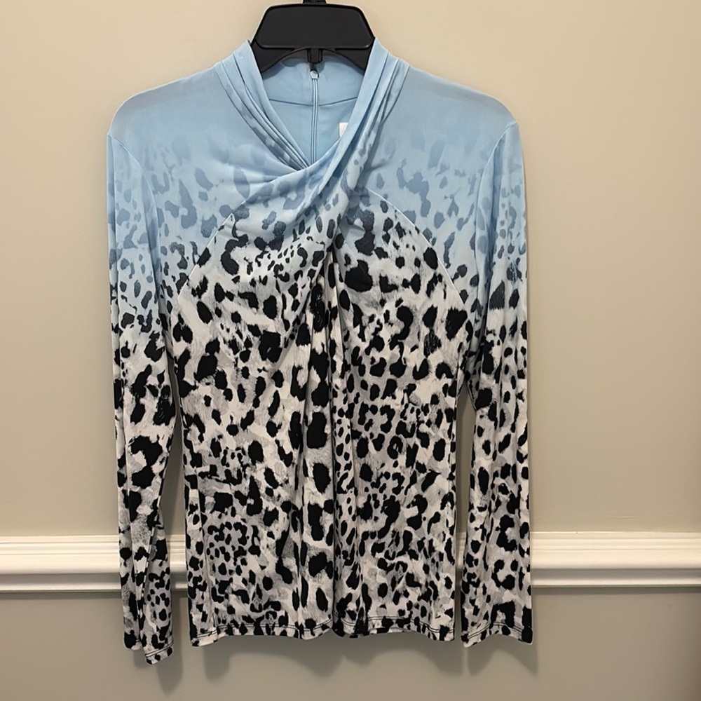 Calvin Klein Stylish Blue and Black Leopard Print Women's Top Medium.
